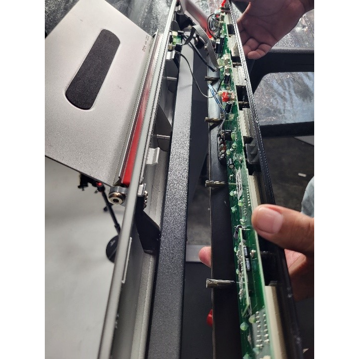 A close-up of a machine

Description automatically generated with low confidence